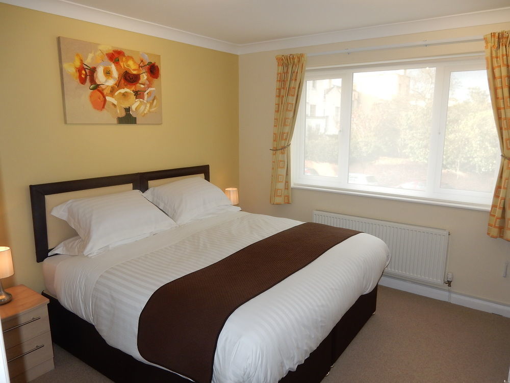 Bed and Breakfast Abbots Lee - Adults Only Челтенхам Экстерьер фото
